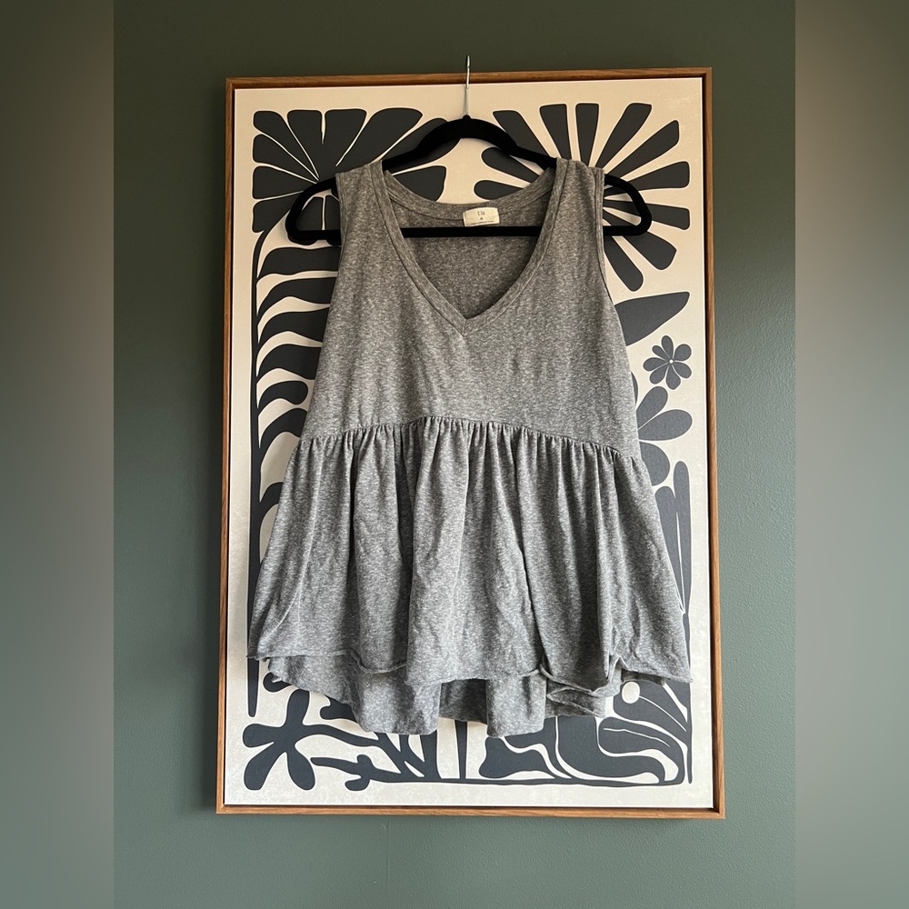 NWOT Anthropologie T.LA grey babydoll tank Size Medium